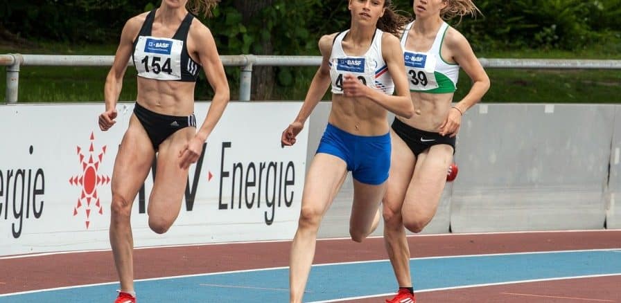 Carreras de 200 Metros Lisos